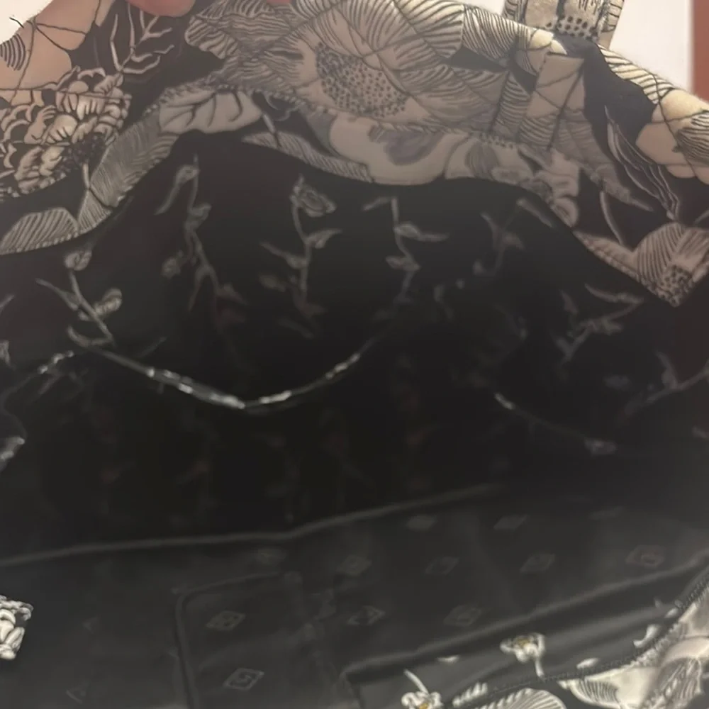 Vera Bradley Black and White Floral Tote and Bundle - Picture 15 of 15